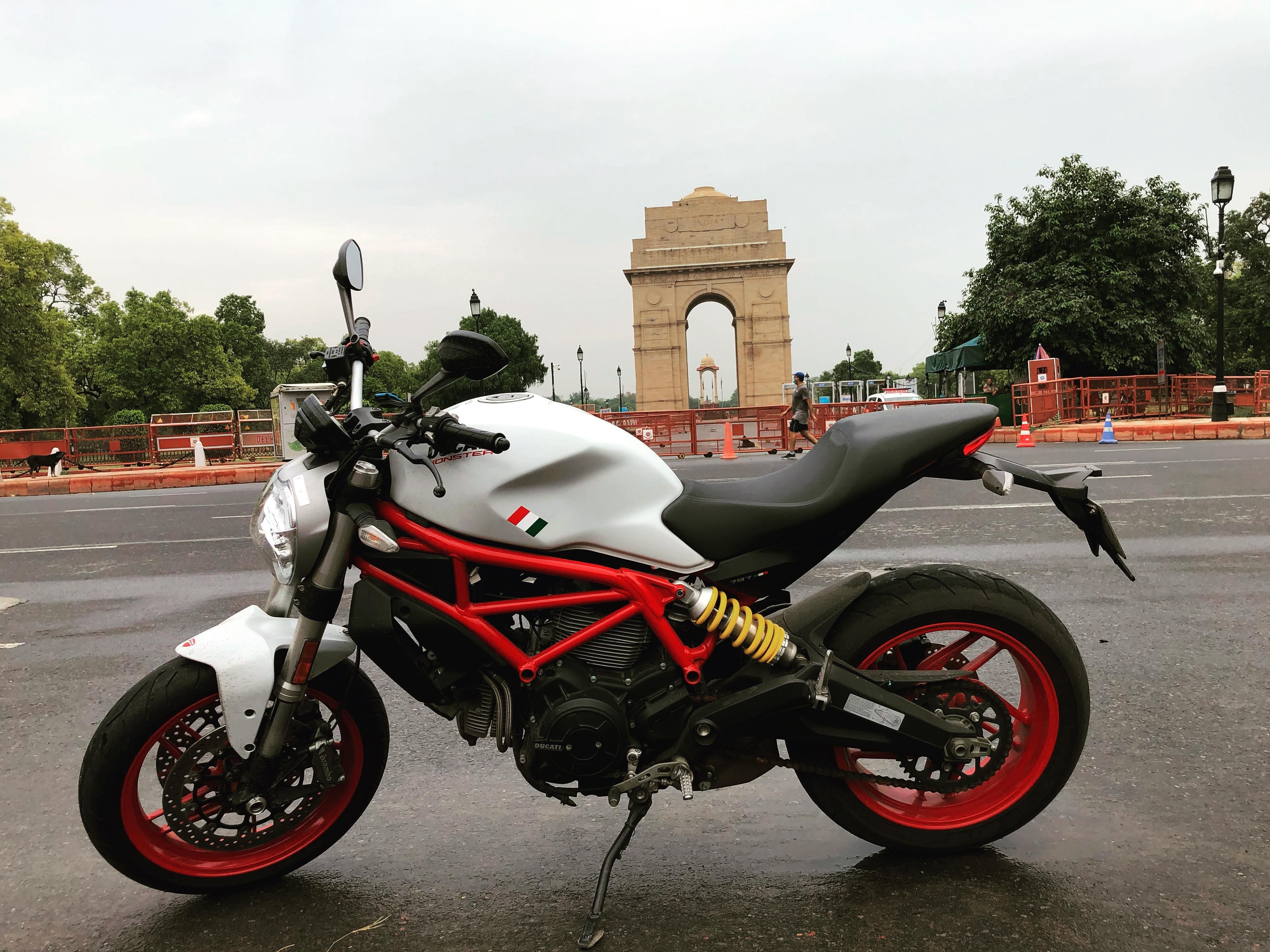 ducati monster 797 2017