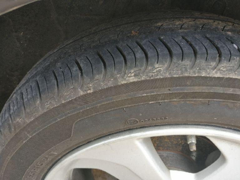 Honda City 1.5 V MT SUN ROOF 2015