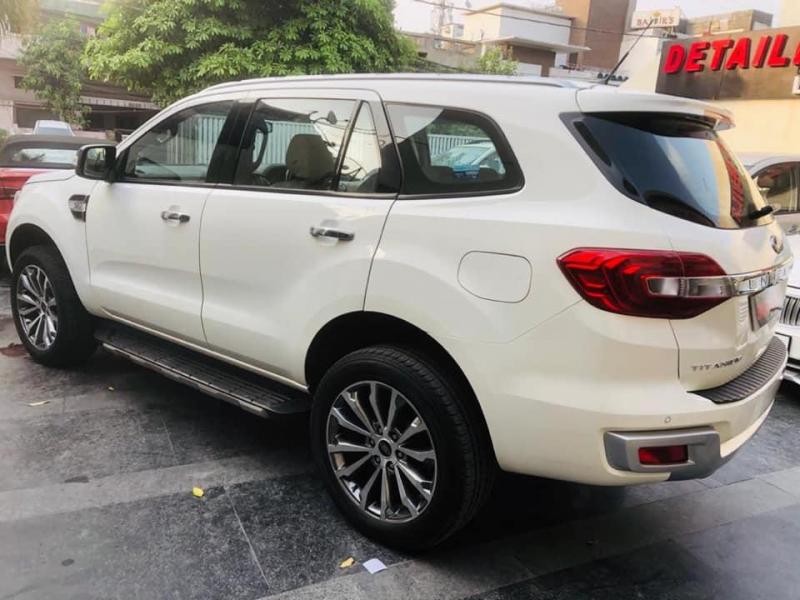 Ford Endeavour Titanium 3.2 4x4 AT 2019