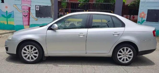 Volkswagen Jetta 1.9 Highline TDI 2009