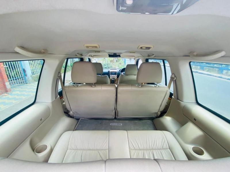 Ford Endeavour 3.0L 4X4 AT 2010