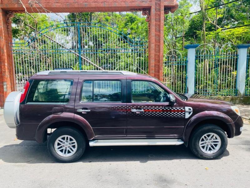 Ford Endeavour 3.0L 4X4 AT 2010