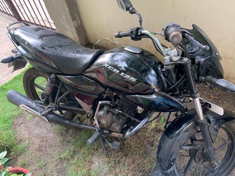 bajaj xcd 125