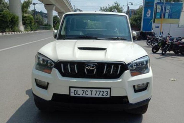 Mahindra Scorpio S4 Plus 2015