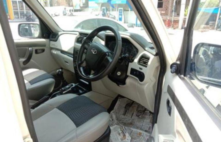 Mahindra Scorpio S4 Plus 2015