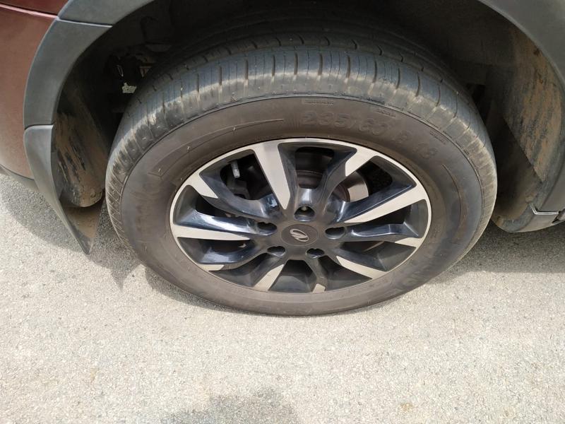 Mahindra XUV500 W7 AT 2018