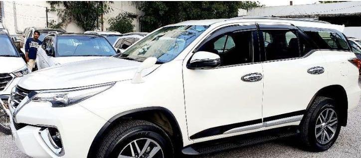 Toyota Fortuner 2.7 4x2 MT 2018