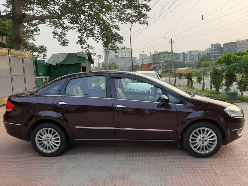 Fiat Linea Emotion T-Jet 2011