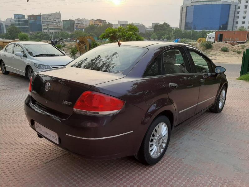 Fiat Linea Emotion T-Jet 2011