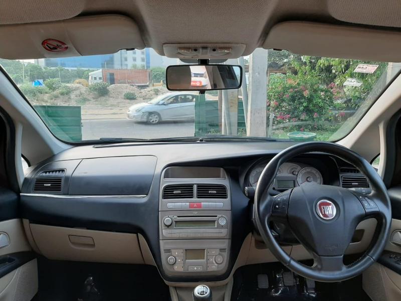 Fiat Linea Emotion T-Jet 2011