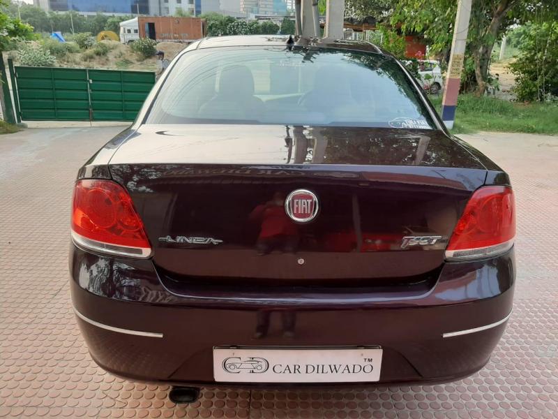 Fiat Linea Emotion T-Jet 2011