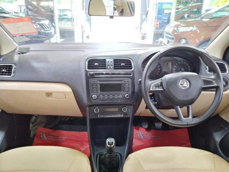 Skoda Rapid 1.5 TDI CR Ambition AT 2017