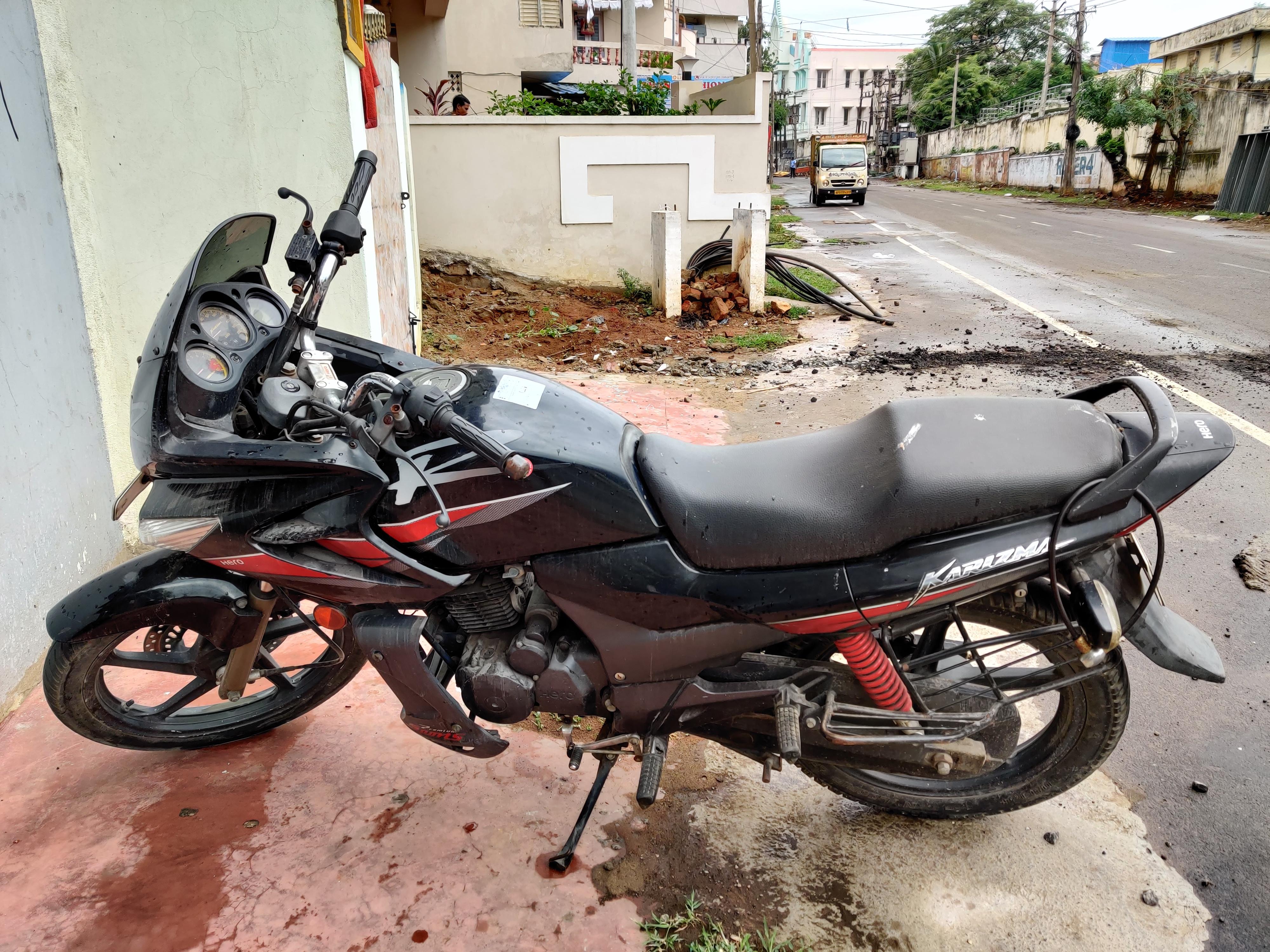 karizma 223cc bike