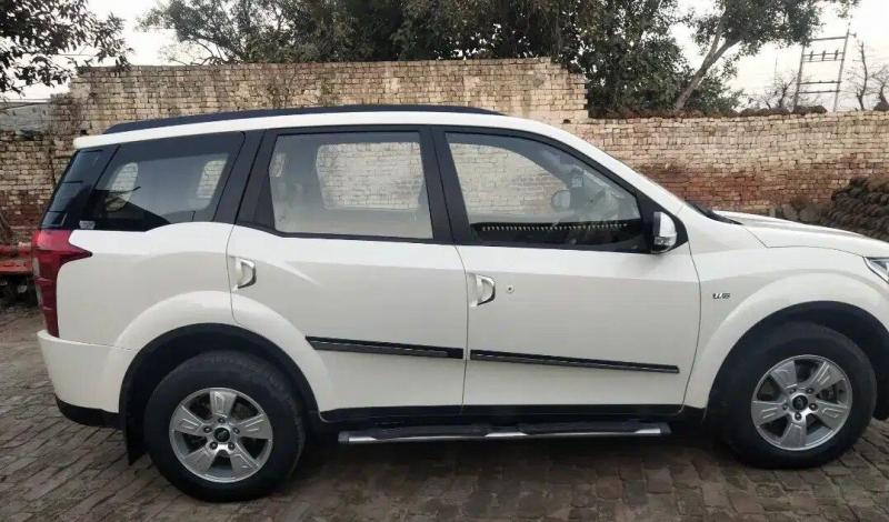 Mahindra XUV500 W8 2WD 2014