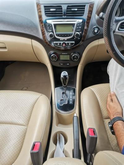 Hyundai Verna 1.6 CRDI SX (O) AT 2012