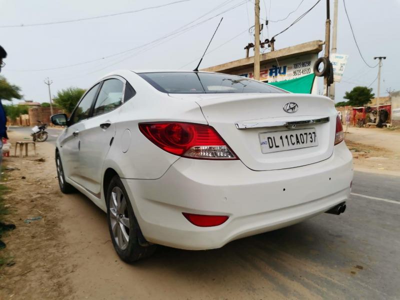 Hyundai Verna 1.6 CRDI SX (O) AT 2012