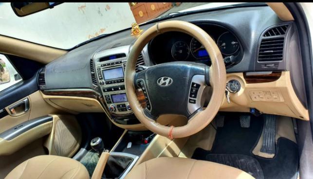 Hyundai Santa Fe 4WD 2011