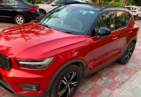 Volvo XC40 D4 R-Design 2019