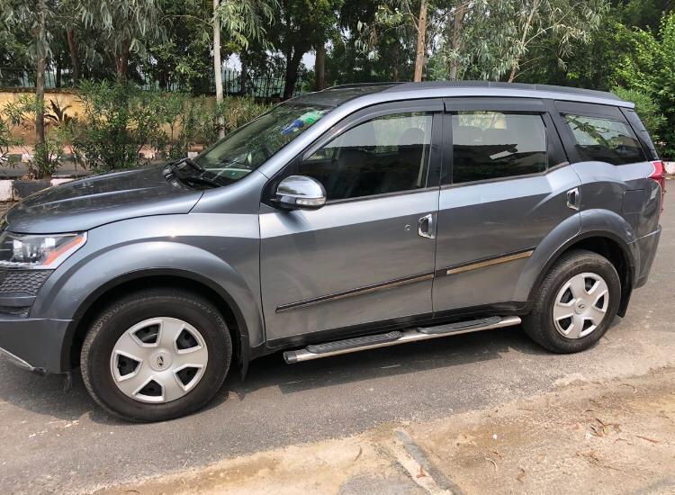 Mahindra XUV500 W6 2014