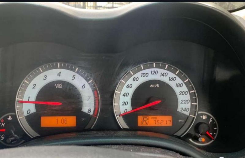 Toyota Corolla Altis 1.8 VL 2011