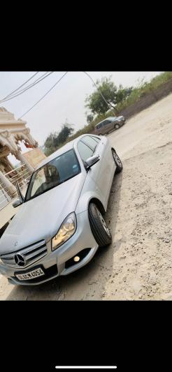 Mercedes-Benz C-Class 220 BlueEfficiency 2013