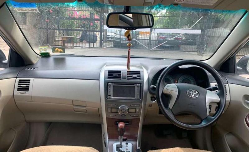 Toyota Corolla Altis 1.8 VL 2011