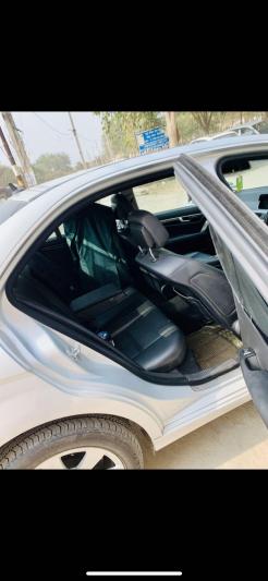 Mercedes-Benz C-Class 220 BlueEfficiency 2013