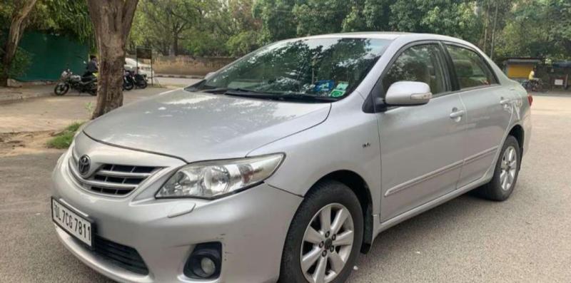 Toyota Corolla Altis 1.8 VL 2011