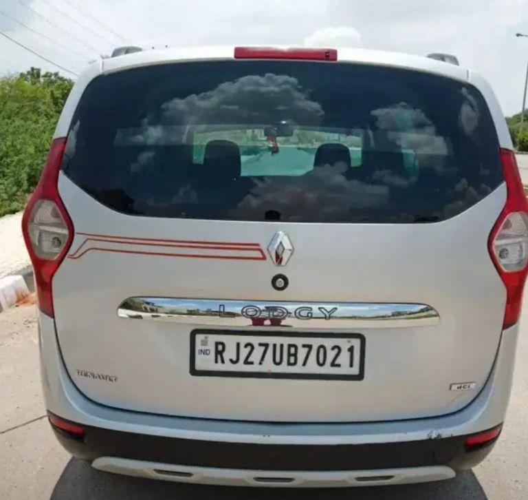 Renault Lodgy 110 PS RXZ 8 STR 2016