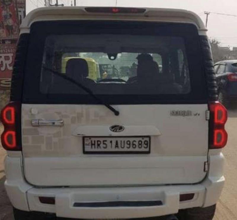 Mahindra Scorpio M2DI 2013