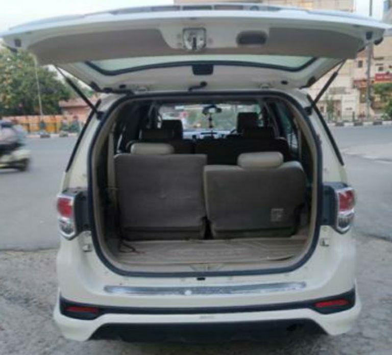 Toyota Fortuner 3.0 4x4 AT 2012