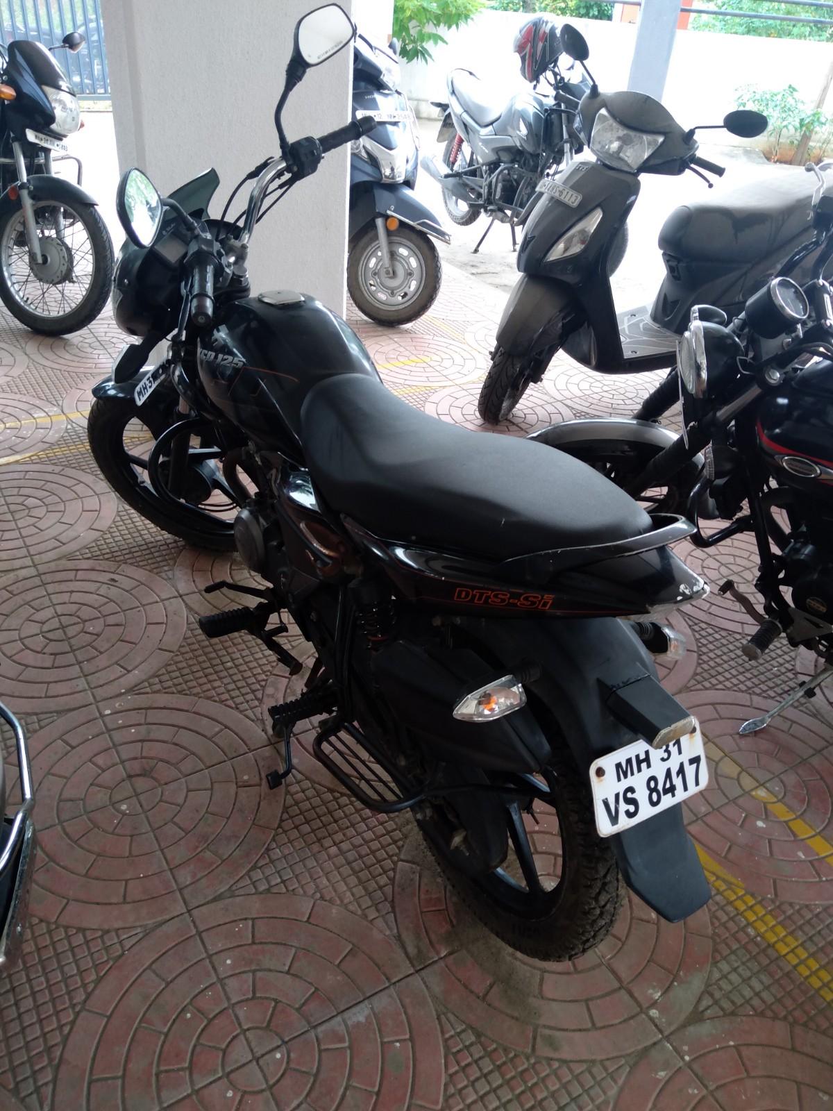 bajaj xcd 125 bike