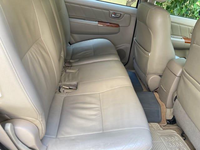 Toyota Fortuner 2.8 4x4 MT 2011