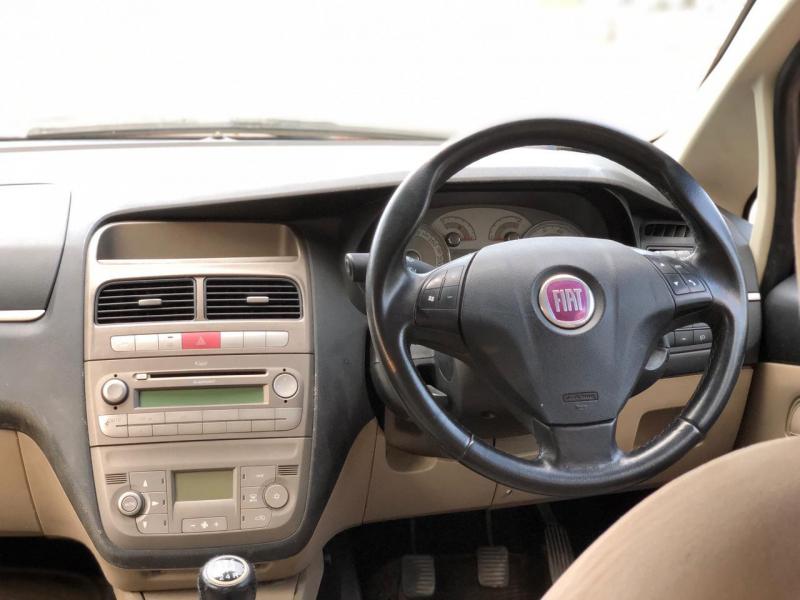 Fiat Linea EMOTION 1.4 2009