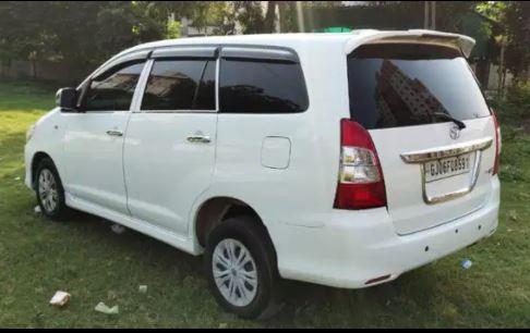 Toyota Innova 2.5 GX 8 STR BS IV 2013