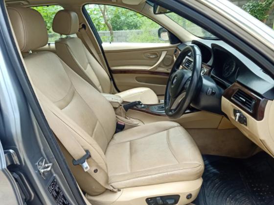 BMW 3 Series 320d 2010