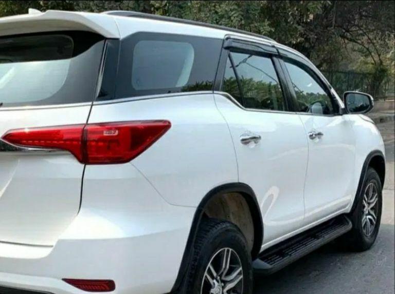 Toyota Fortuner 2.8 4x4 AT 2019