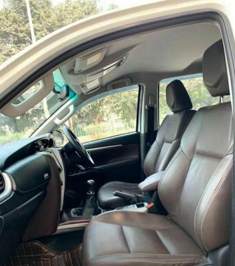 Toyota Fortuner 2.8 4x4 AT 2019
