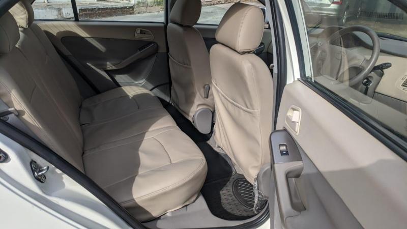 Tata Indica Vista Aura 1.3 Quadrajet 2009