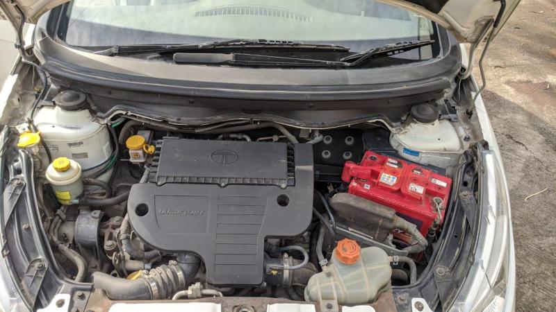 Tata Indica Vista Aura 1.3 Quadrajet 2009