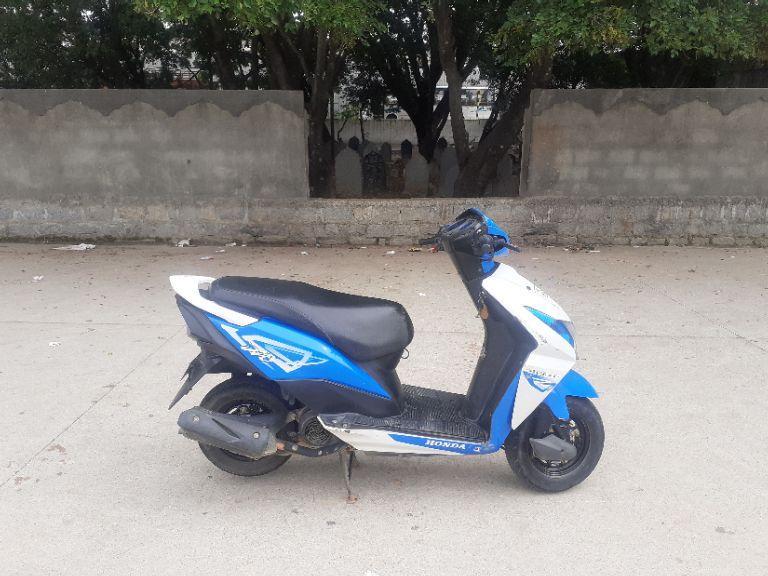 Honda Dio Scooter For Sale In Bangalore Id Droom