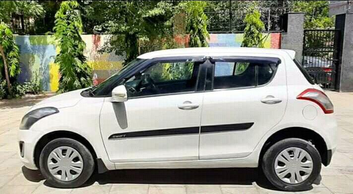 Maruti Suzuki Swift VXi 2012