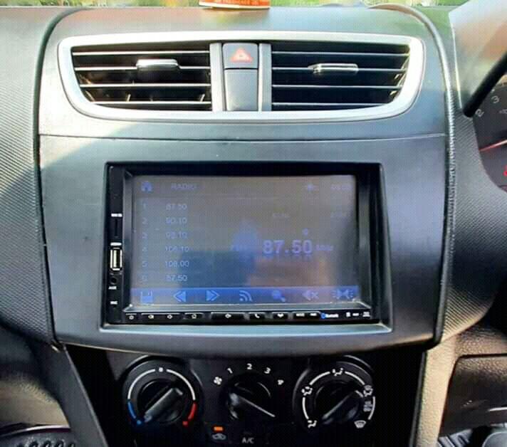 Maruti Suzuki Swift VXi 2012