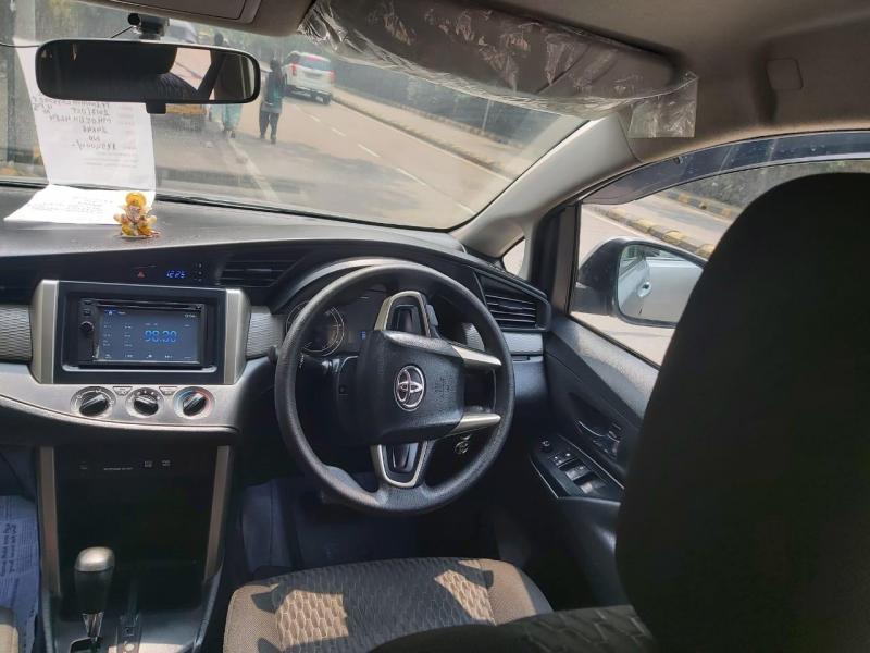 Toyota Innova Crysta 2.4 ZX 7 STR 2017