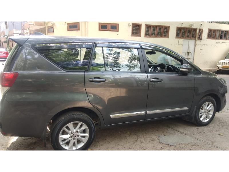 Toyota Innova Crysta 2.8 GX 7 Seater 2017