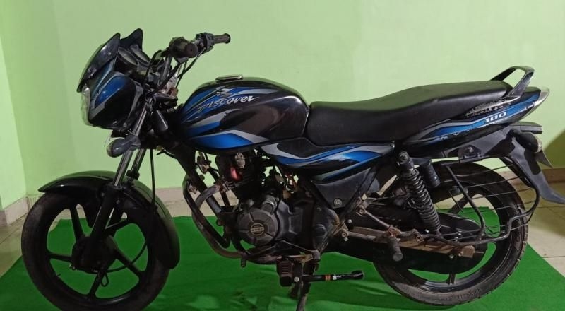 bajaj discover 100cc