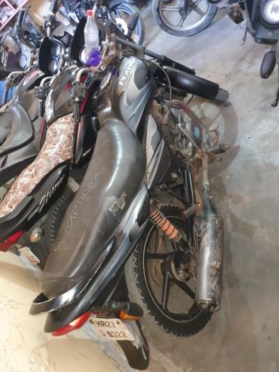 Bajaj Platina 100cc 2012