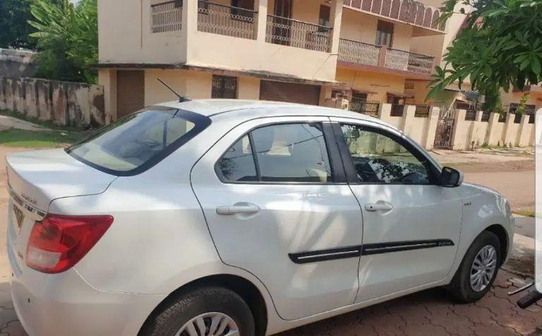 Maruti Suzuki Dzire VXi 2017