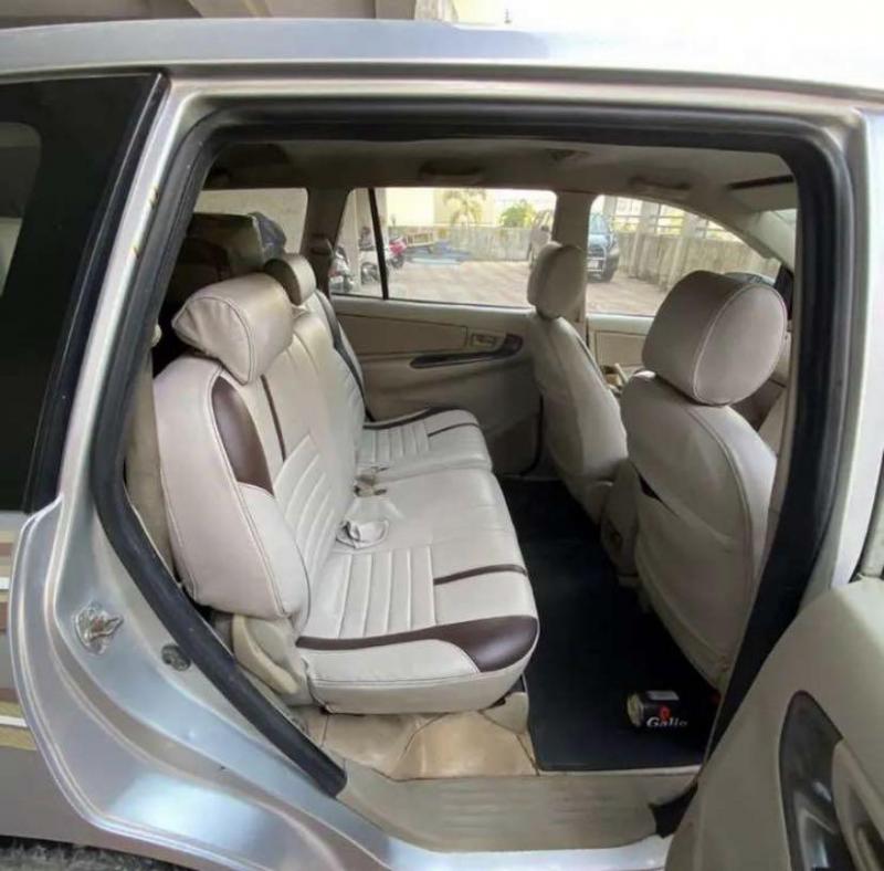 Toyota Innova 2.5 G 2010