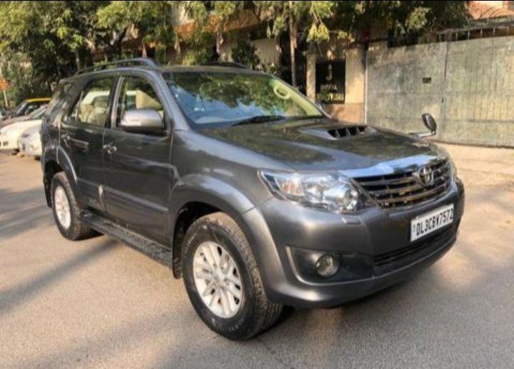 Toyota Fortuner 3.0 4X2 AT 2012